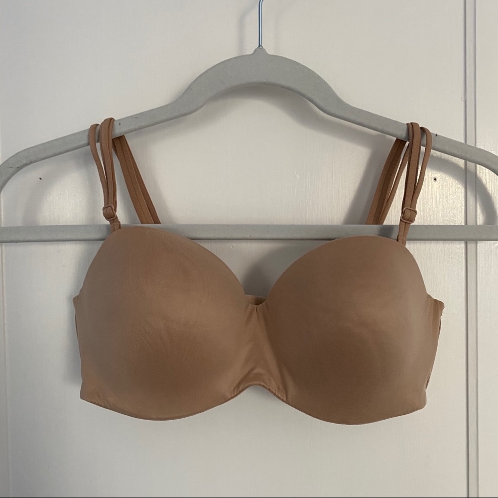Body By Victoria’s Secret Strapless Bra